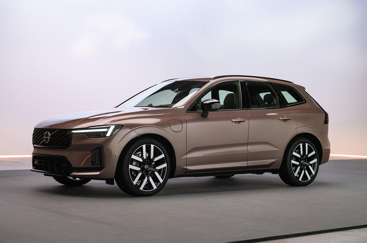 ولوو XC60 پلاگین هیبریدی جدید با برد ۲۰۰ کیلومتری و طراحی چشم‌نواز رسید!